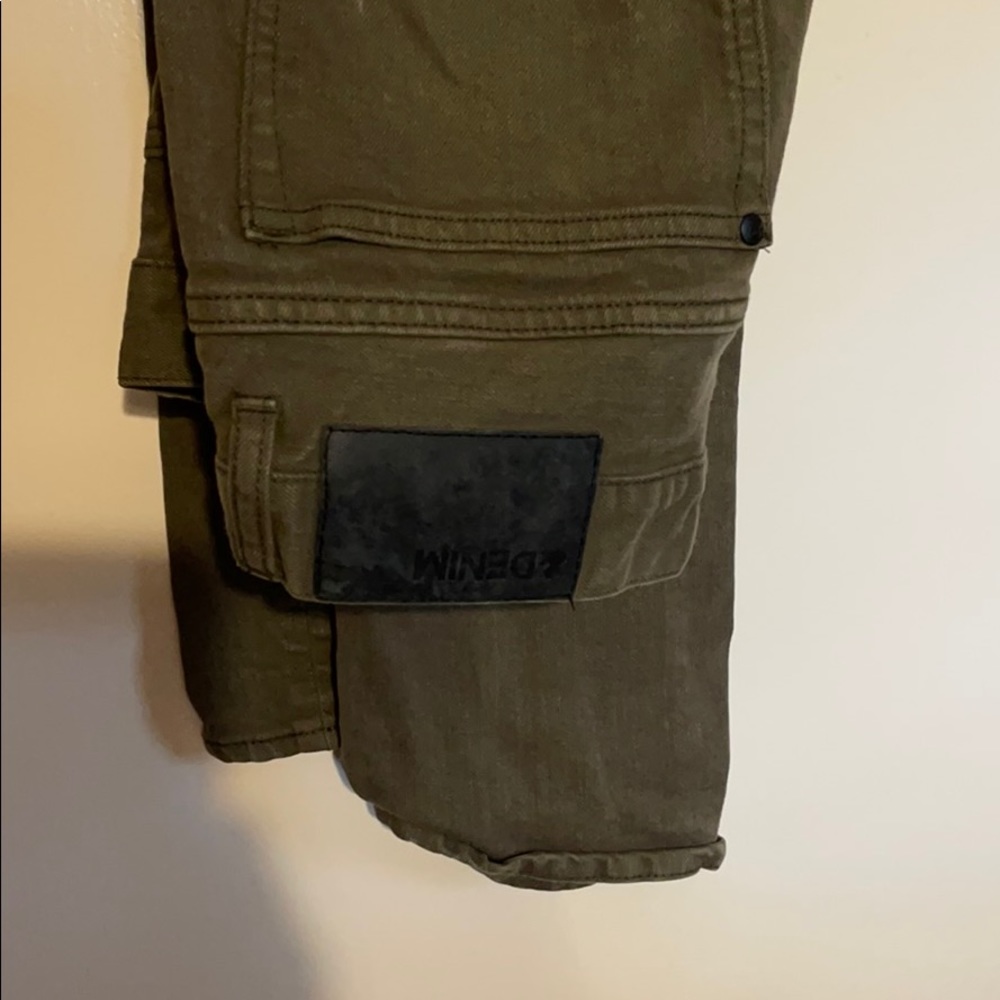 Low Waist Slim Jeans